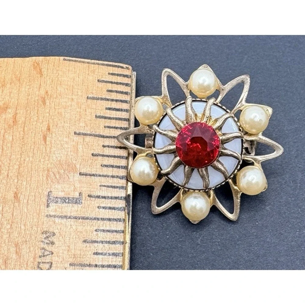 Vintage Starburst Brooch Red Rhinestone Faux Pearl Snowflake Gold Tone Dainty 1